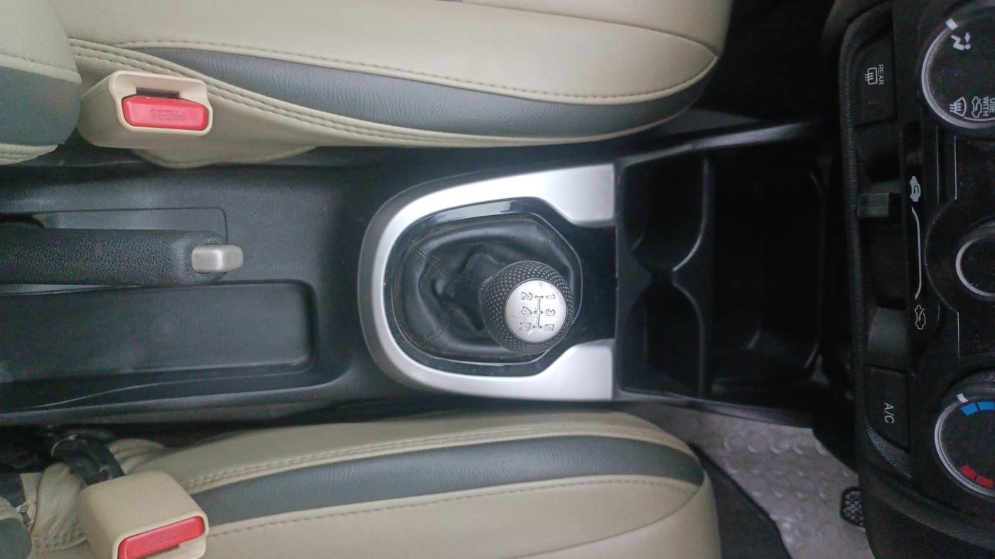 2015 Honda Jazz 1.2L I-VTEC SV, Petrol, Manual, 50,457 km, Gear Lever