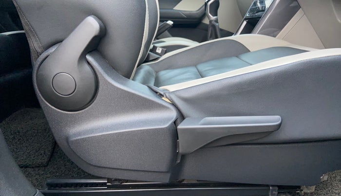 2021 Volkswagen TAIGUN TOPLINE 1.0 TSI MT, Petrol, Manual, 51,580 km, Driver Side Adjustment Panel