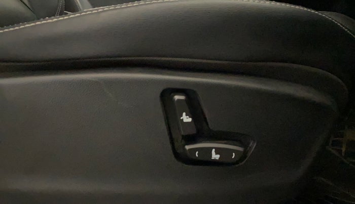 2020 MG HECTOR SHARP 1.5 DCT PETROL, Petrol, Automatic, 67,848 km, Driver Side Adjustment Panel