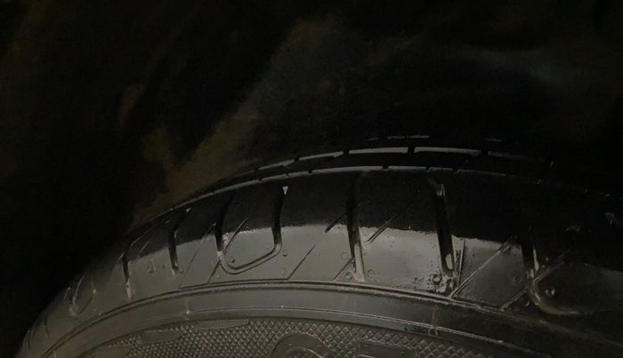 2020 MG HECTOR SHARP 1.5 DCT PETROL, Petrol, Automatic, 67,848 km, Left Rear Tyre Tread