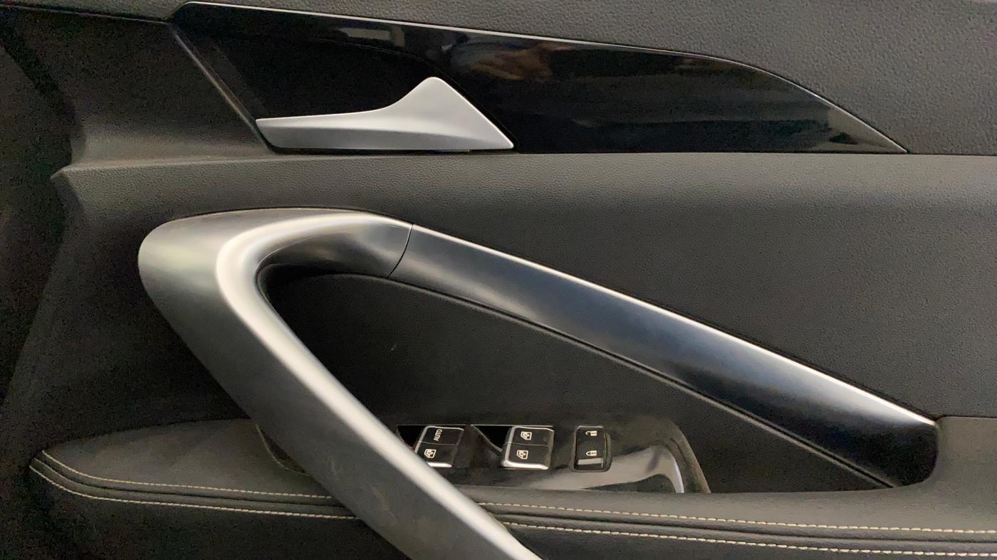 2020 MG HECTOR SHARP 1.5 DCT PETROL, Petrol, Automatic, 67,583 km, Driver Side Door Panels Control