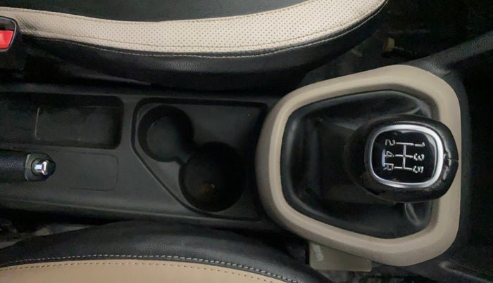 2016 Hyundai Grand i10 SPORTZ 1.2 KAPPA VTVT, Petrol, Manual, 65,801 km, Gear Lever