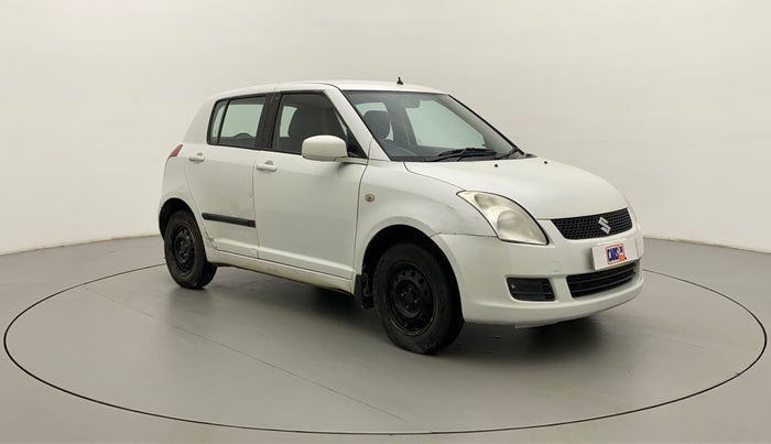 2011 Maruti Swift LXI, Petrol, Manual, 31,841 km, Right Front Diagonal