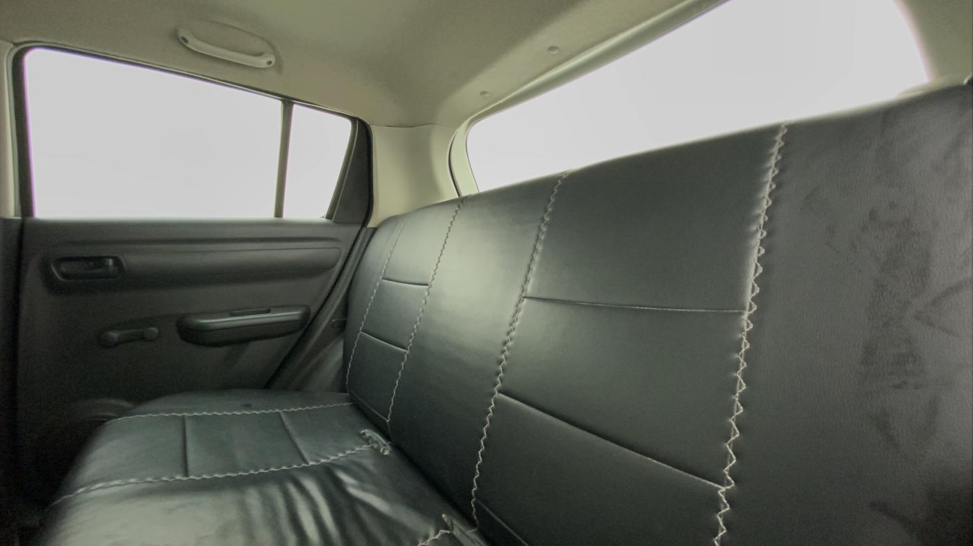 2011 Maruti Swift LXI, Petrol, Manual, 31,841 km, Right Side Rear Door Cabin