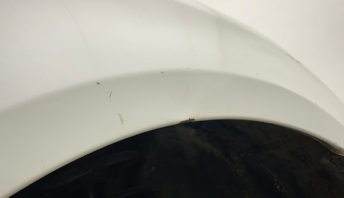2011 Maruti Swift LXI, Petrol, Manual, 31,841 km, Right fender - Lining loose