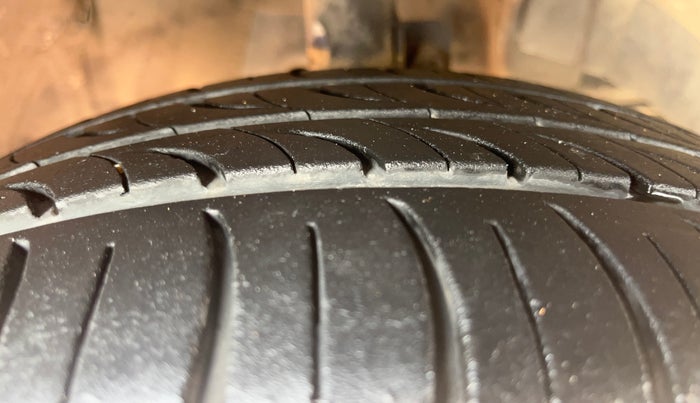 2021 Toyota Glanza G CVT, Petrol, Automatic, 68,895 km, Right Front Tyre Tread