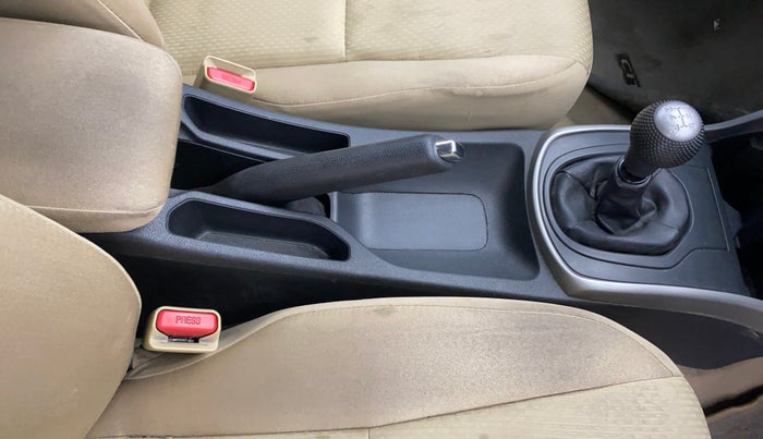 2017 Honda City 1.5L I-VTEC V MT, Petrol, Manual, 36,457 km, Gear Lever