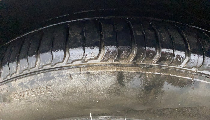2018 Hyundai New Elantra 1.6 SX (O) AT DIESEL, Diesel, Automatic, 81,971 km, Left Front Tyre Tread