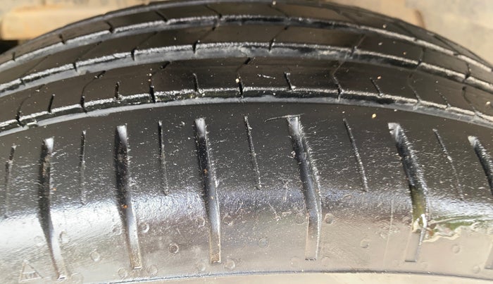 2019 Tata NEXON XM PETROL, Petrol, Manual, 63,534 km, Left Front Tyre Tread