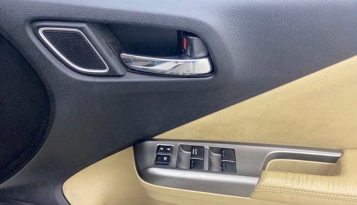 2017 Honda City 1.5L I-VTEC ZX CVT, Petrol, Automatic, 48,856 km, Driver Side Door Panels Control