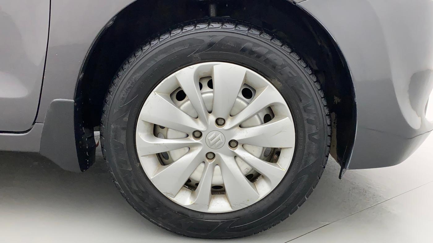 2016 Maruti Baleno SIGMA PETROL 1.2, Petrol, Manual, 47,587 km, Right Front Wheel