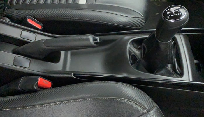 2016 Maruti Baleno SIGMA PETROL 1.2, Petrol, Manual, 47,587 km, Gear Lever