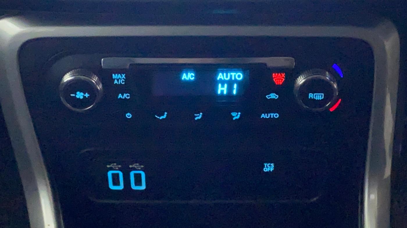 2018 Ford Ecosport TITANIUM + 1.5L DIESEL, Diesel, Manual, 40,167 km, Automatic Climate Control