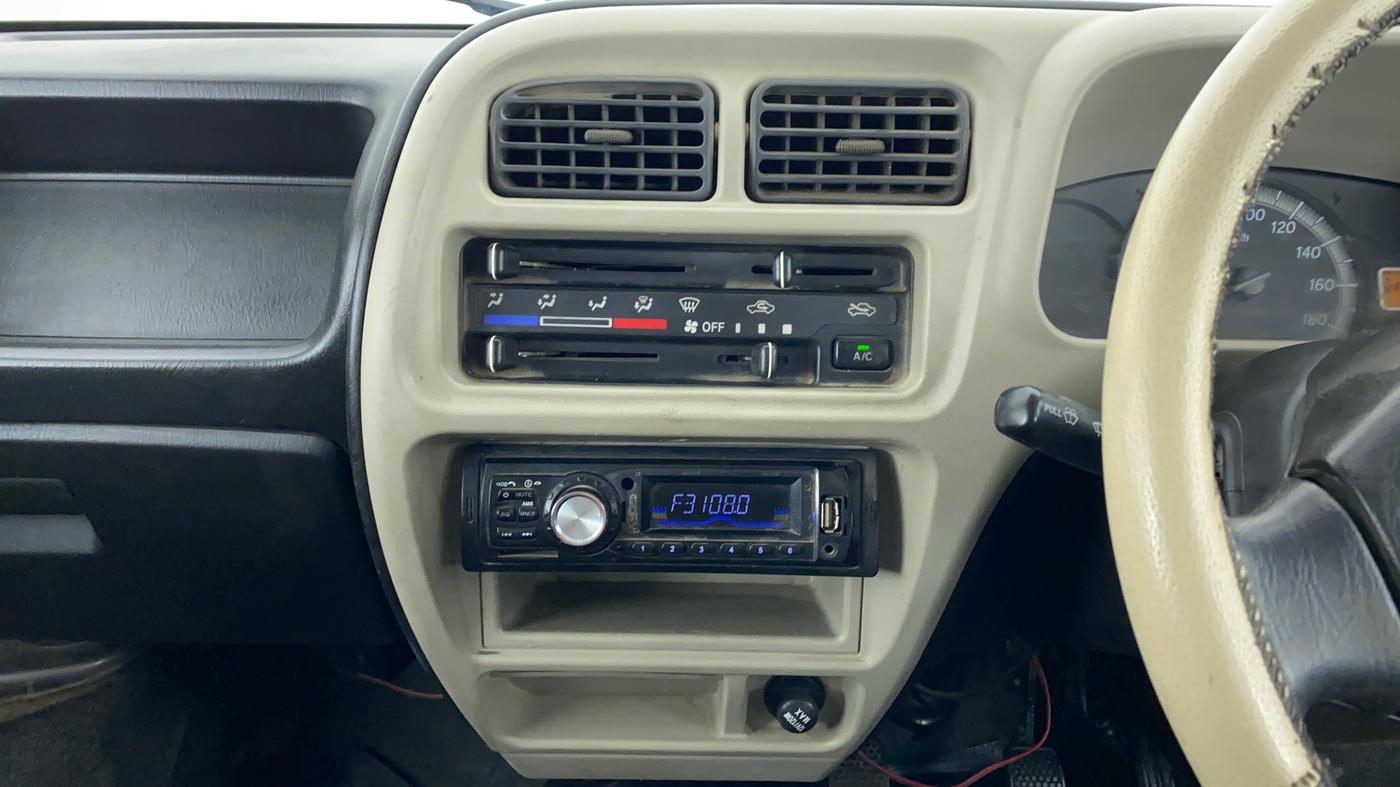 2017 Maruti Eeco 5 STR CNG WITH AC PLUSHTR, CNG, Manual, 24,888 km, Air Conditioner