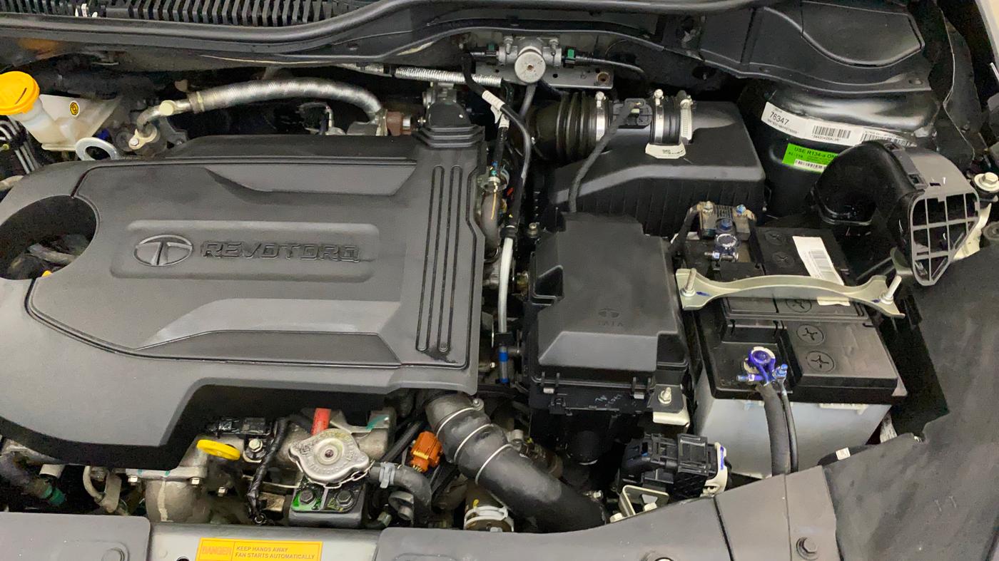 2023 Tata ALTROZ XM PLUS DIESEL, Diesel, Manual, 41,772 km, Engine View - Left