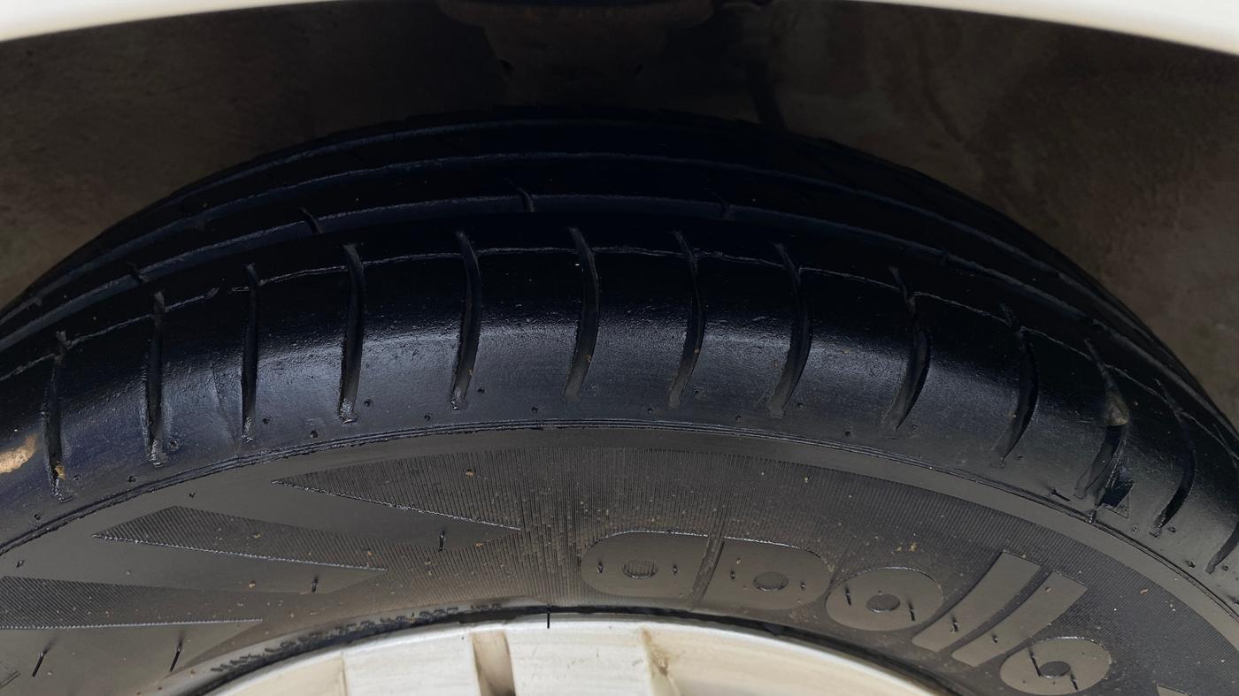 2017 Maruti Alto 800 LXI, Petrol, Manual, 54,557 km, Left Front Tyre Tread