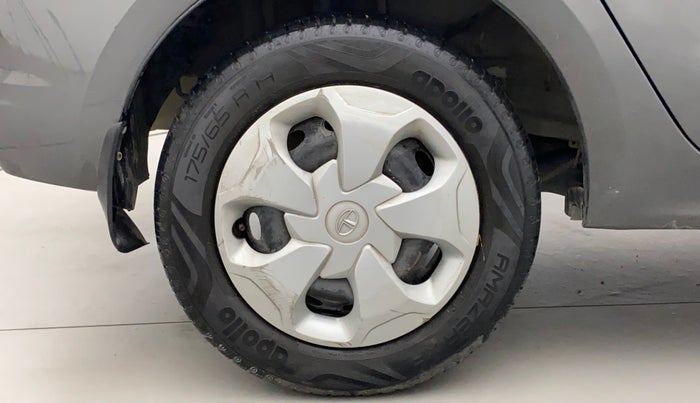 2020 Tata TIGOR XMA PETROL, Petrol, Automatic, 29,695 km, Right Rear Wheel