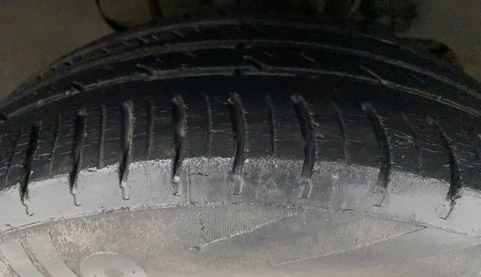 2020 Tata TIGOR XMA PETROL, Petrol, Automatic, 29,695 km, Right Front Tyre Tread