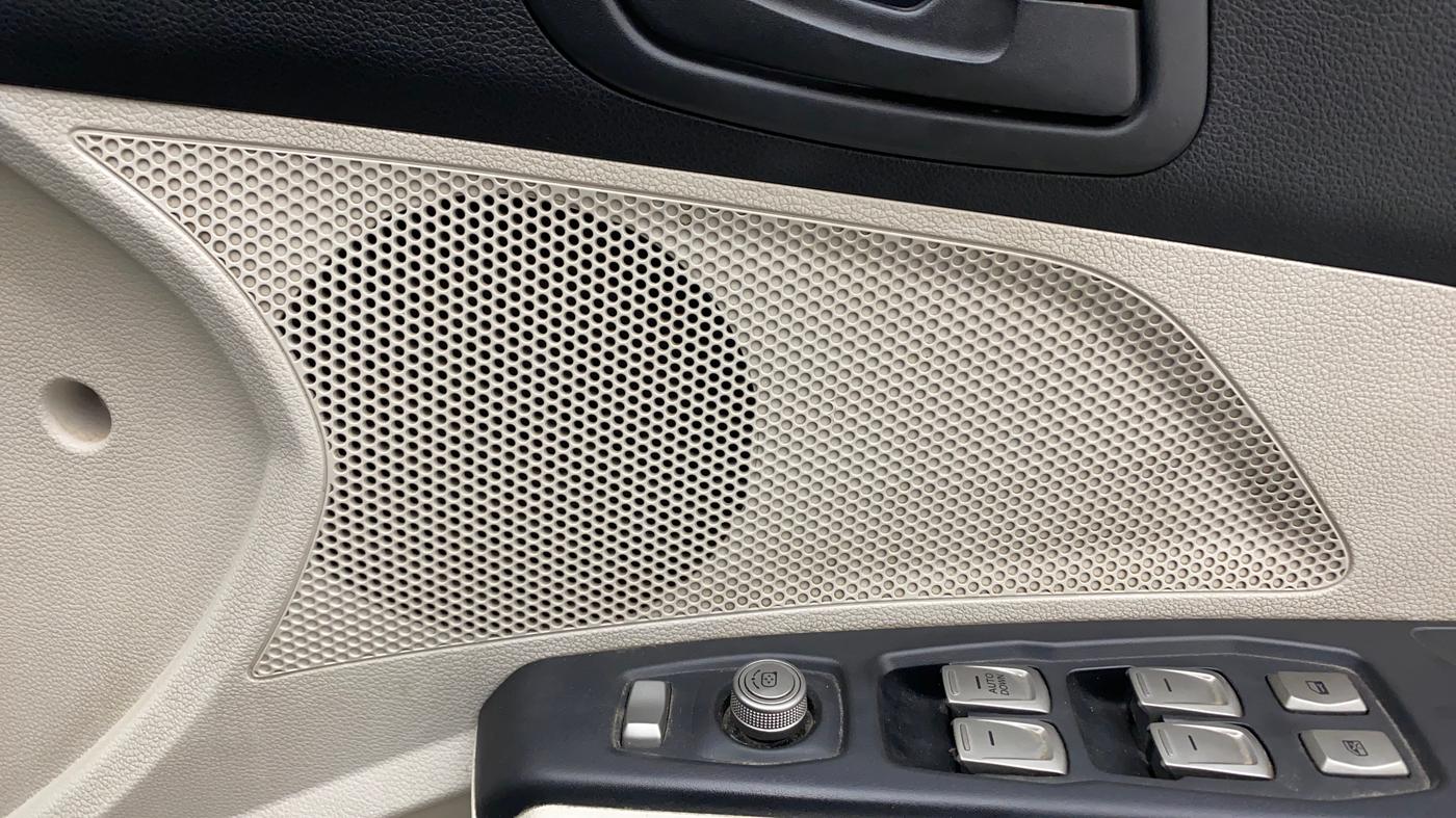 2019 Mahindra XUV300 W6 1.5 DIESEL, Diesel, Manual, 78,183 km, Speaker