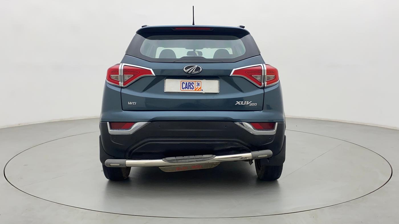 2019 Mahindra XUV300 W6 1.5 DIESEL, Diesel, Manual, 78,183 km, Back/Rear