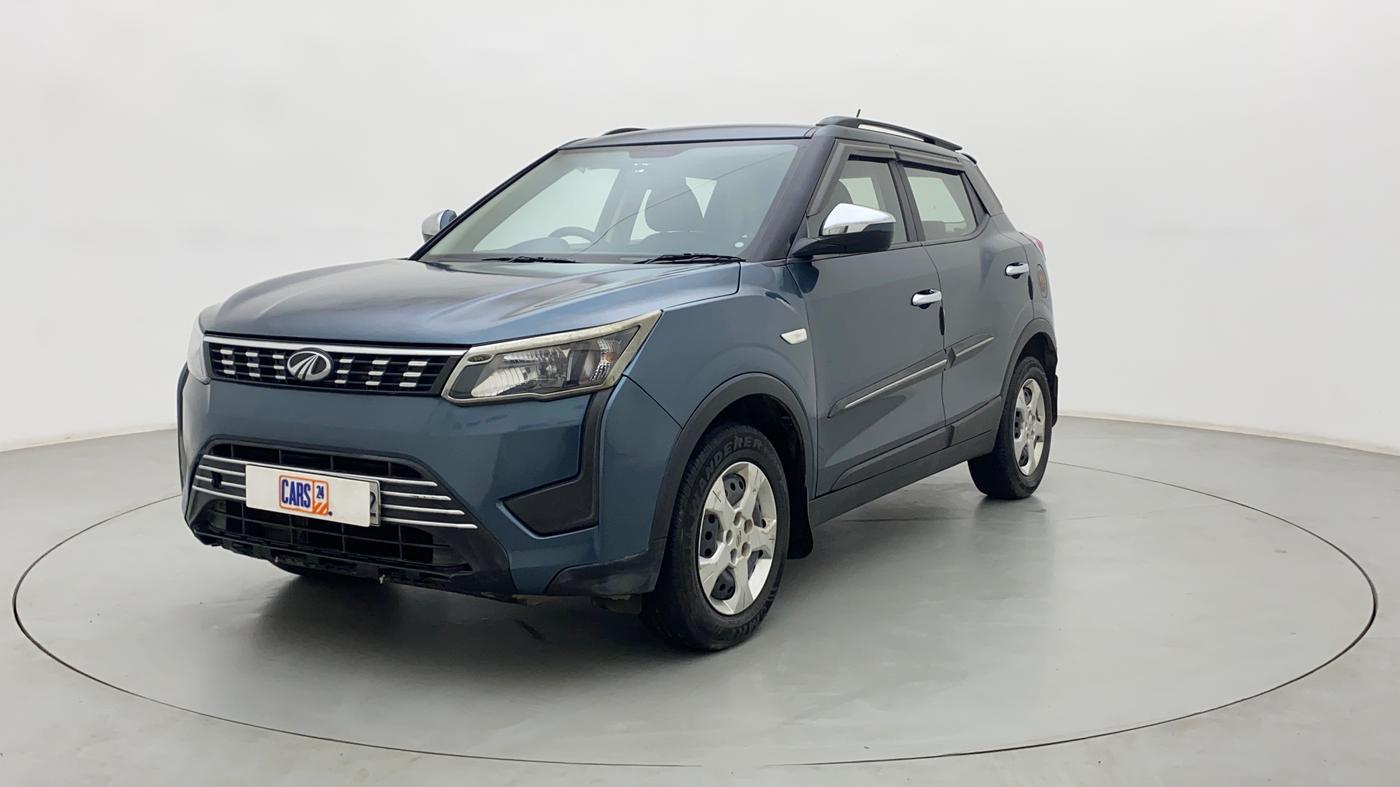 2019 Mahindra XUV300 W6 1.5 DIESEL, Diesel, Manual, 78,183 km, Left Front Diagonal