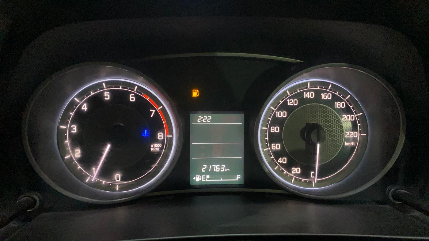 2017 Maruti Dzire VXI, Petrol, Manual, 21,713 km, Odometer Image