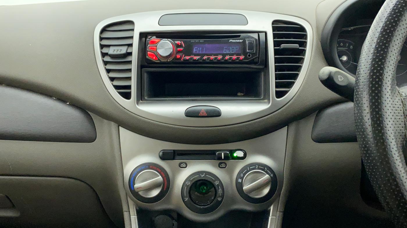 2014 Hyundai i10 MAGNA 1.1, Petrol, Manual, 40,013 km, Air Conditioner