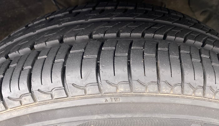 2018 Hyundai NEW SANTRO ASTA 1.1 MT, Petrol, Manual, 8,500 km, Left Rear Tyre Tread