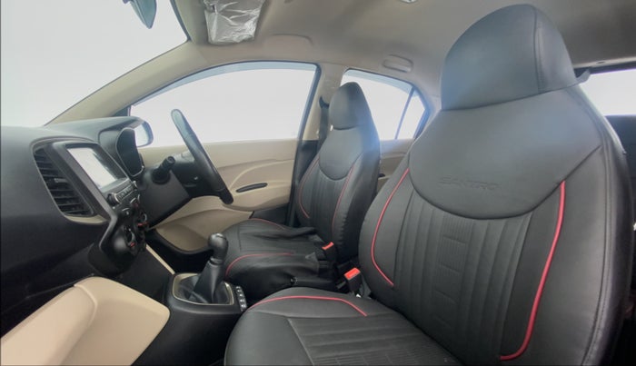 2018 Hyundai NEW SANTRO ASTA 1.1 MT, Petrol, Manual, 8,500 km, Right Side Front Door Cabin