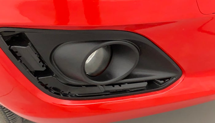 2016 Maruti Swift VXI, Petrol, Manual, 67,102 km, Right fog light - Fog Light cover missing