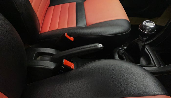 2016 Maruti Swift VXI, Petrol, Manual, 67,102 km, Gear Lever