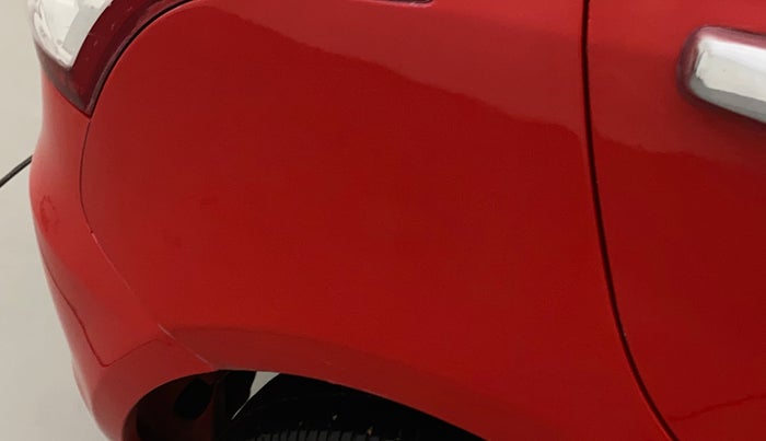 2016 Maruti Swift VXI, Petrol, Manual, 67,102 km, Right quarter panel - Minor scratches