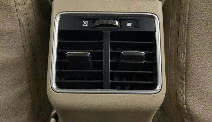 2016 Maruti Ciaz  ZDI SHVS, Diesel, Manual, 87,800 km, Rear AC Vents