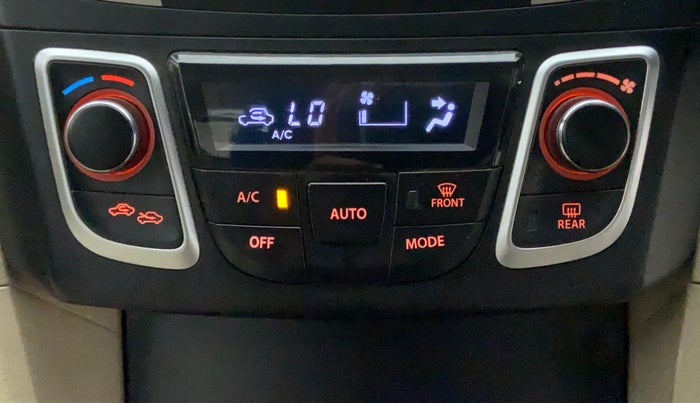 2016 Maruti Ciaz  ZDI SHVS, Diesel, Manual, 87,800 km, Automatic Climate Control