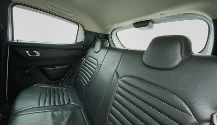2019 Renault Kwid RXT Opt, Petrol, Manual, 28,018 km, Right Side Rear Door Cabin