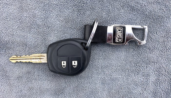 2014 Maruti Swift Dzire VXI, Petrol, Manual, 38,606 km, Key Close Up