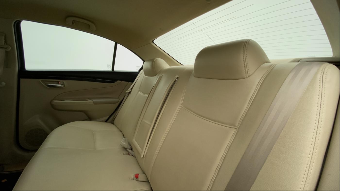 2017 Maruti Ciaz DELTA 1.4 AT PETROL, Petrol, Automatic, 48,404 km, Right Side Rear Door Cabin