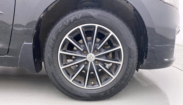 2017 Maruti Ciaz DELTA 1.4 AT PETROL, Petrol, Automatic, 48,404 km, Right Front Wheel