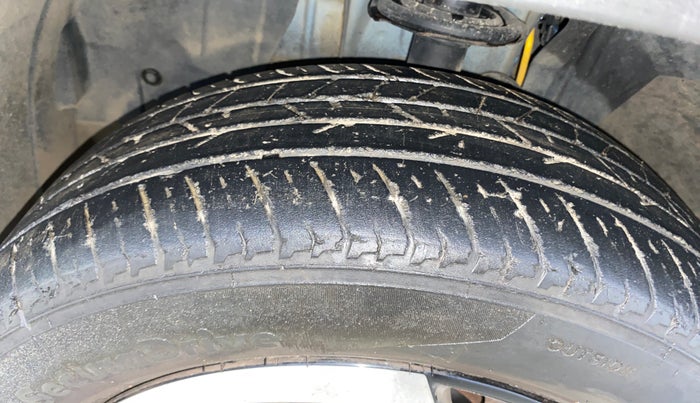 2021 Nissan MAGNITE XV MT, Petrol, Manual, 34,722 km, Left Front Tyre Tread