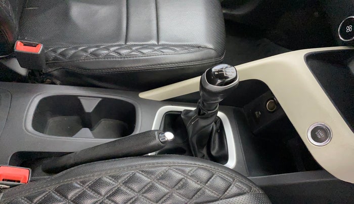 2021 Nissan MAGNITE XV MT, Petrol, Manual, 34,722 km, Gear Lever