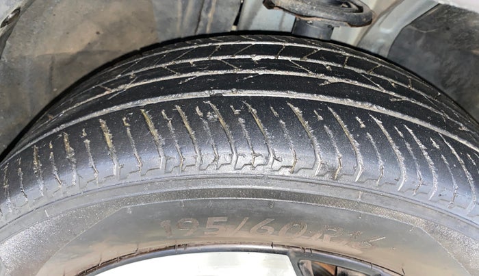 2021 Nissan MAGNITE XV MT, Petrol, Manual, 34,722 km, Right Front Tyre Tread