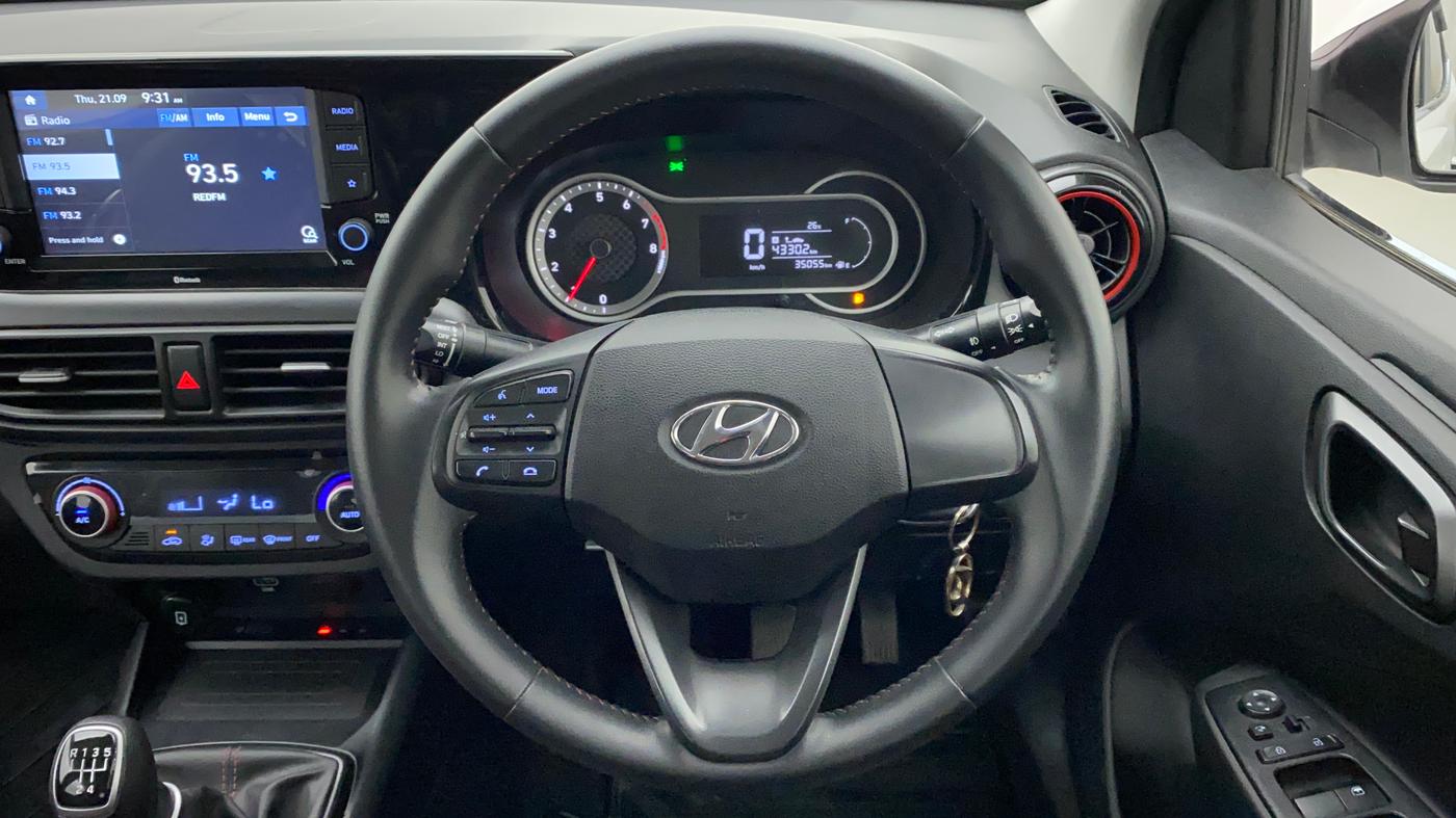 2020 Hyundai GRAND I10 NIOS SPORTZ 1.0 TURBO GDI, Petrol, Manual, 35,055 km, Steering Wheel Close Up