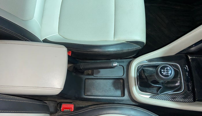 2022 MG ASTOR SMART 1.5 MT, CNG, Manual, 46,594 km, Gear Lever