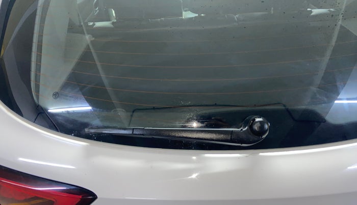 2022 MG ASTOR SMART 1.5 MT, CNG, Manual, 46,594 km, Rear Wiper