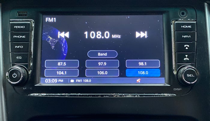 2018 Mahindra KUV 100 NXT K8 6 STR, CNG, Manual, 91,909 km, Infotainment System