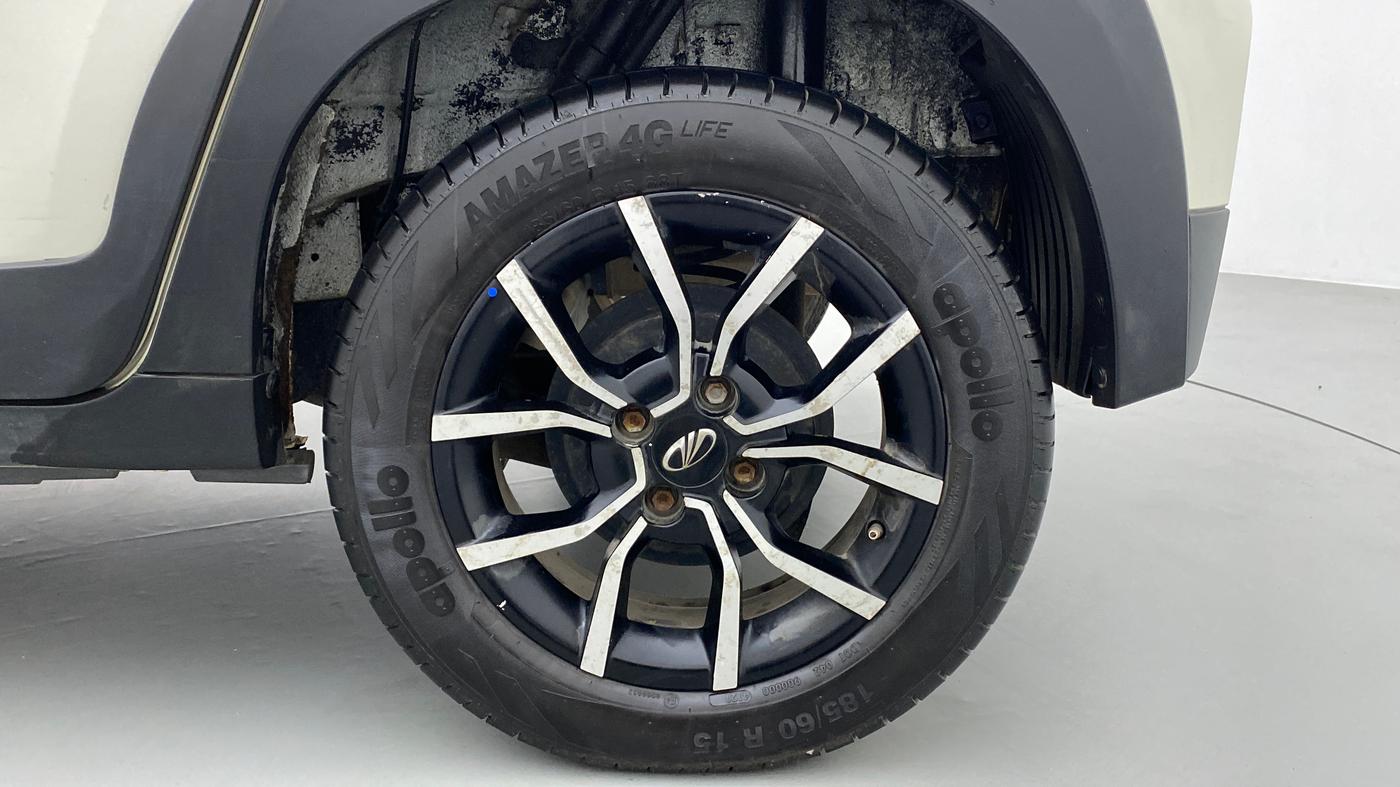 2018 Mahindra KUV 100 NXT K8 6 STR, CNG, Manual, 91,909 km, Left Rear Wheel