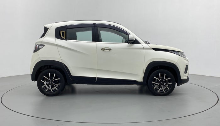 2018 Mahindra KUV 100 NXT K8 6 STR, CNG, Manual, 91,909 km, Right Side View