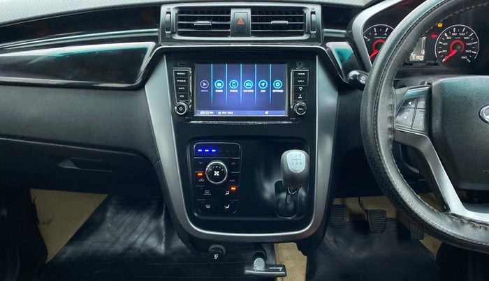 2018 Mahindra KUV 100 NXT K8 6 STR, CNG, Manual, 91,909 km, Air Conditioner