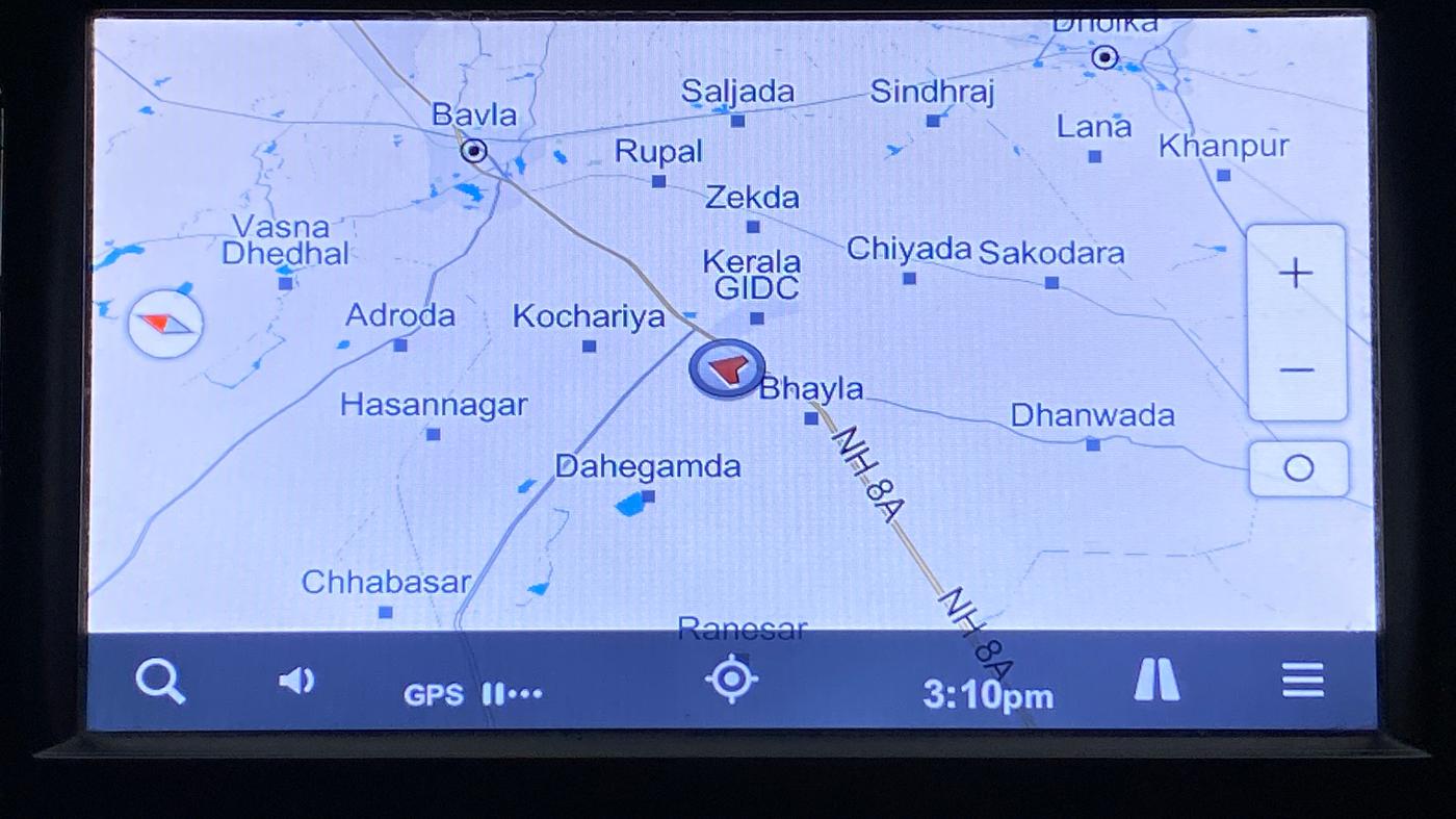 2018 Mahindra KUV 100 NXT K8 6 STR, CNG, Manual, 91,909 km, Navigation System