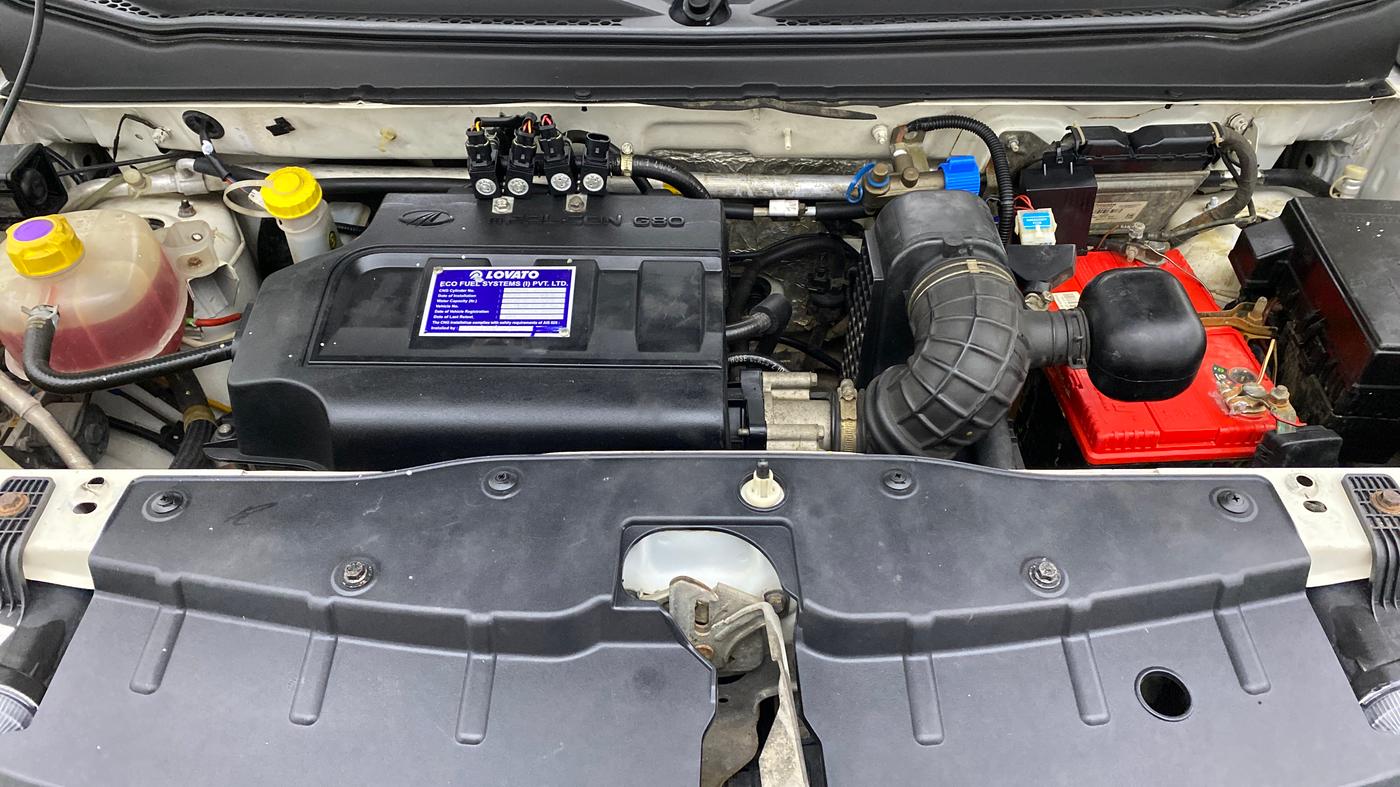 2018 Mahindra KUV 100 NXT K8 6 STR, CNG, Manual, 91,909 km, Open Bonet